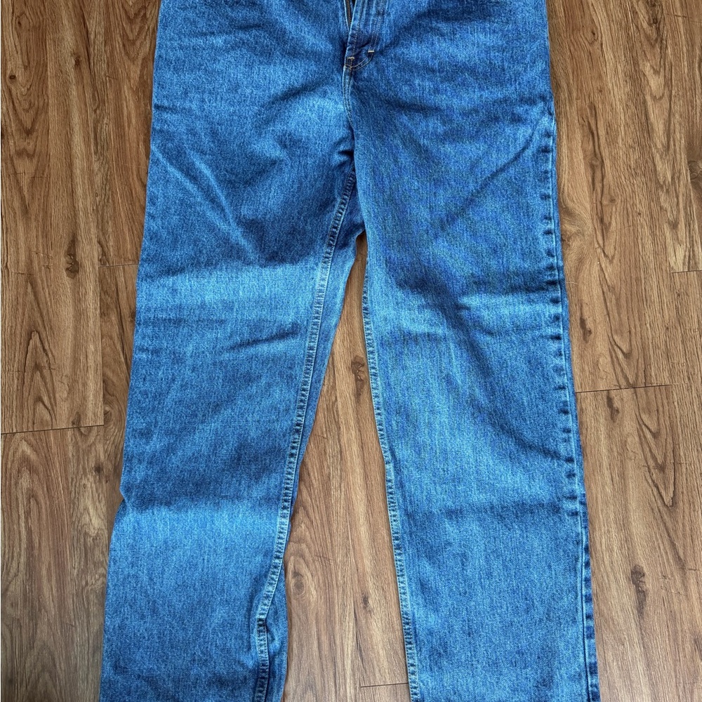 Kirkland Signature Men's Medium Blue Straight Jeans
